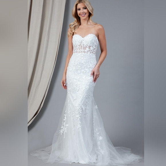 Wedding dress,white strapless fitted corset lace up open back bridal gown - Picture 1 of 6